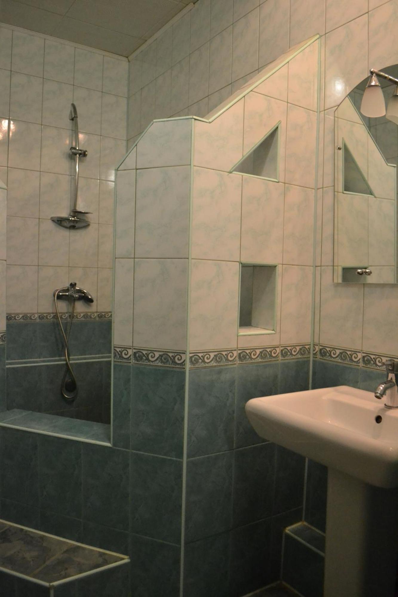 Zabava Guest House Ivano-Frankivsk Room photo